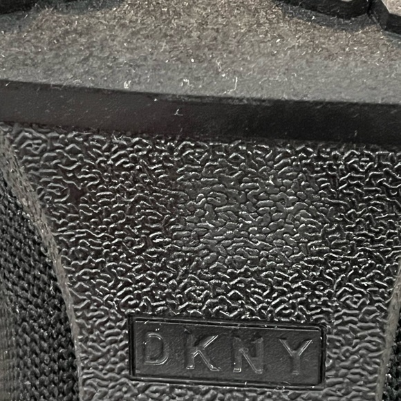 DKNY Black/White Logo Tessa Stretch Knit Chunky Rugged Heel Sock Fit Booties.NEW - Picture 9 of 9